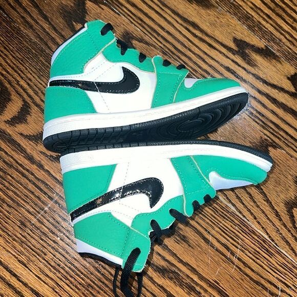 JORDAN 1 RETRO HIGH “LUCKY GREEN” 10C - Picture 5 of 10